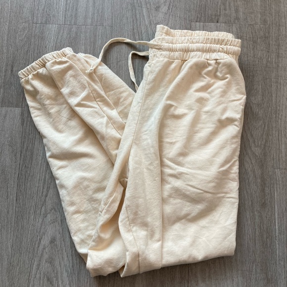 NWT Cream High-Waisted Relaxed Joggers - Picture 5 of 5